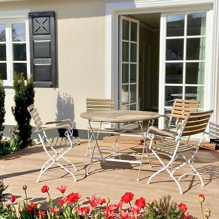 Апартаменты Traumhaus Unter Reet Цингст Экстерьер фото