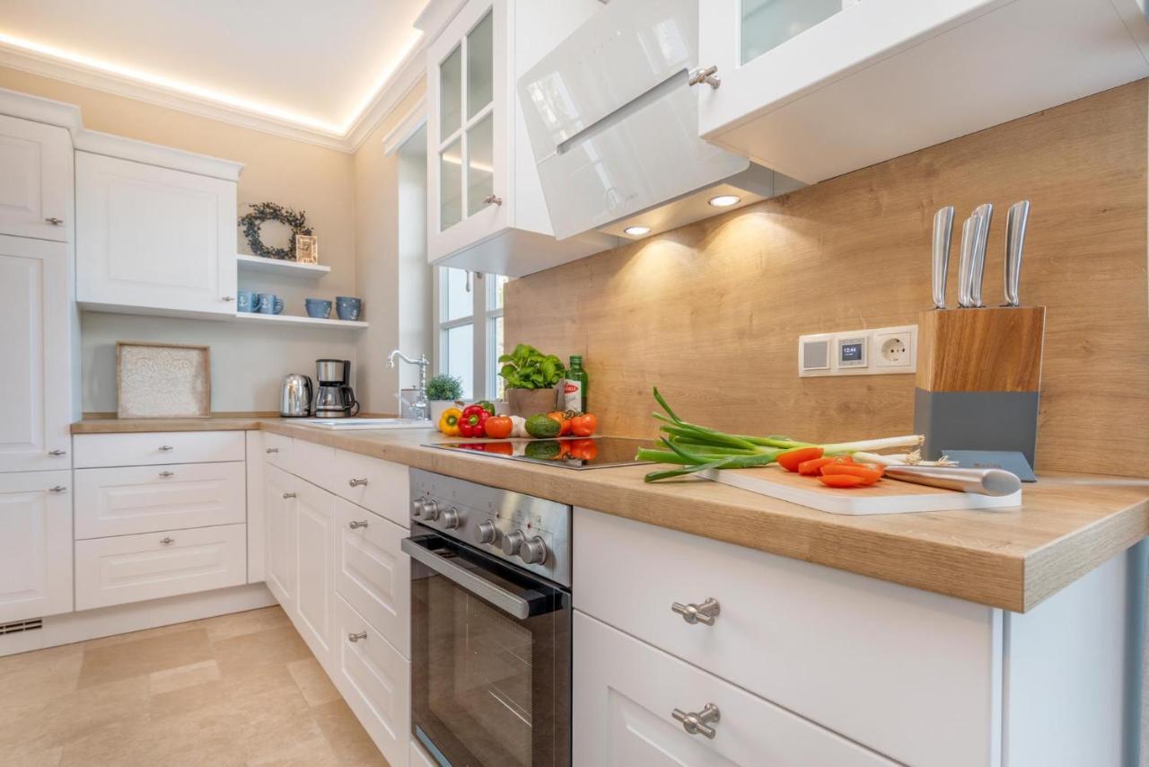 Апартаменты Traumhaus Unter Reet Цингст Экстерьер фото