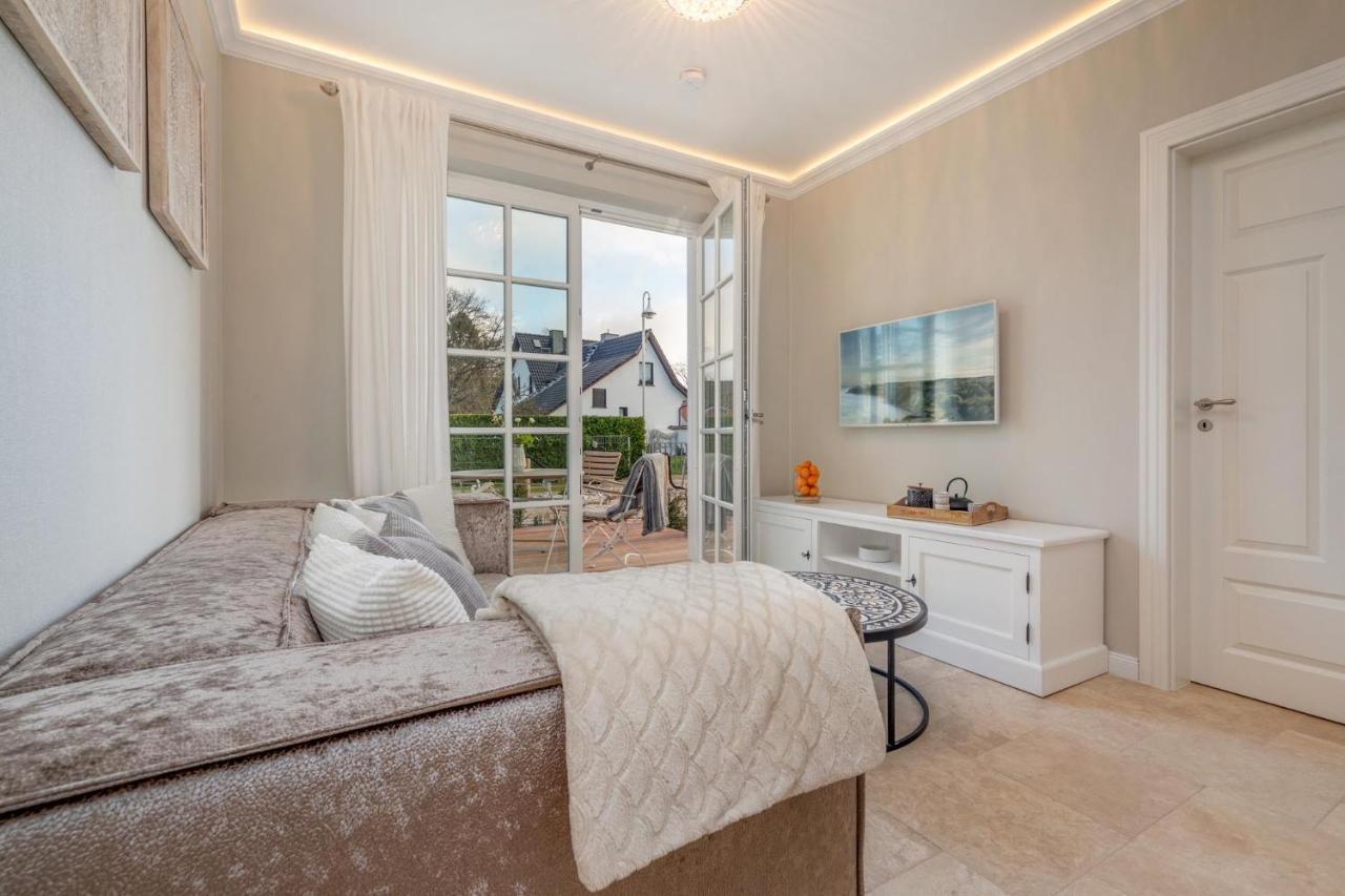 Апартаменты Traumhaus Unter Reet Цингст Экстерьер фото